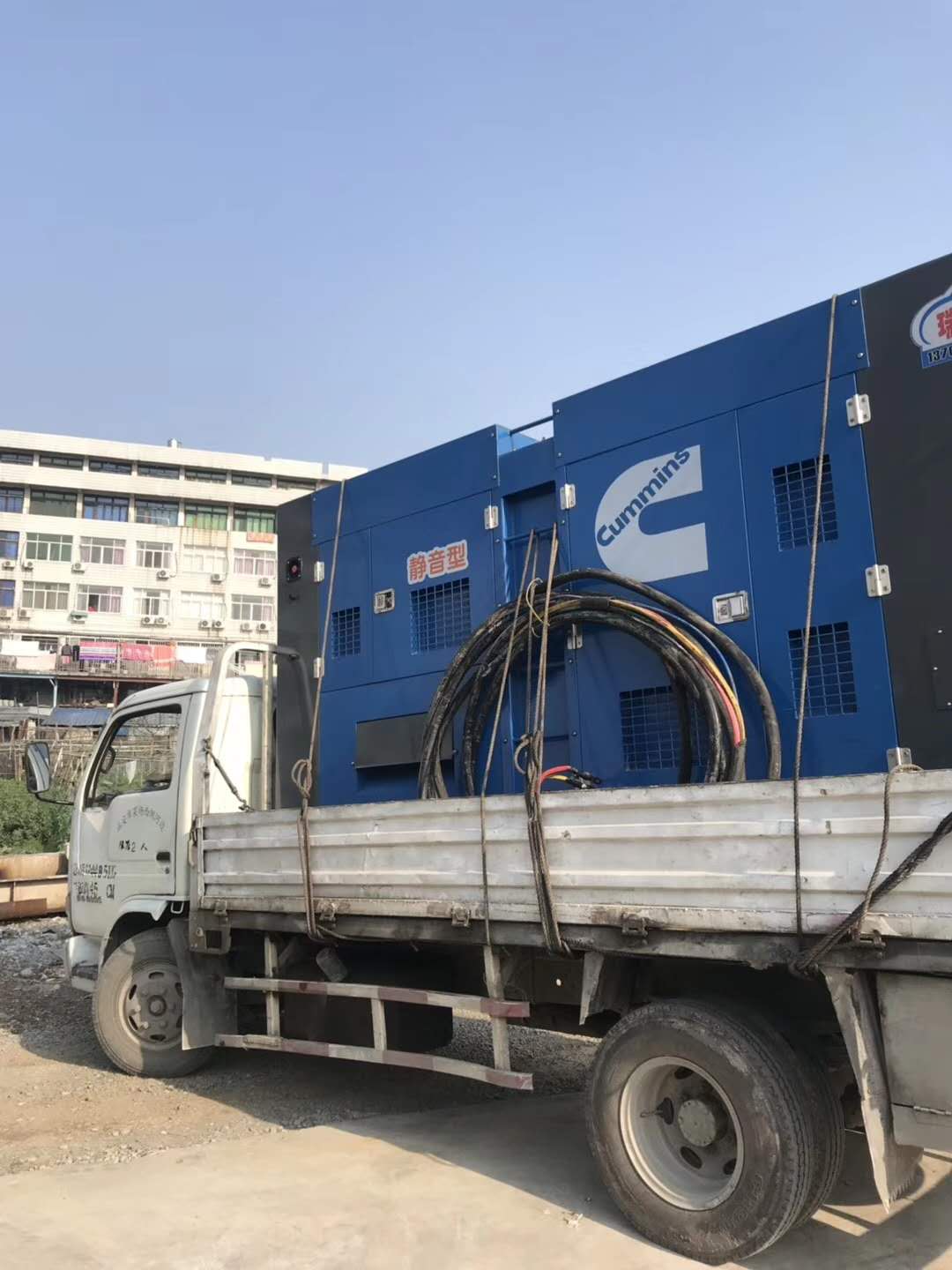 广州三音晗睿文化发展有限公司租赁低噪音发电机组200KW